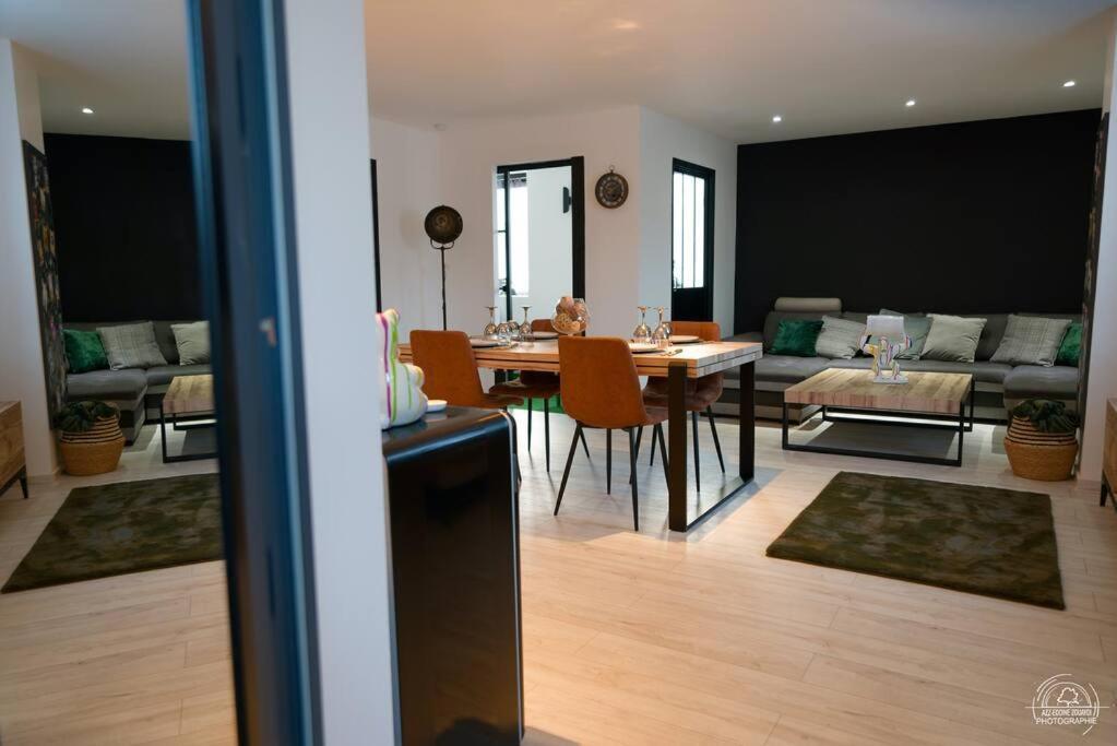 Suite Le Loft & Garden Et Spa By Nancyintimelounge Bagian luar foto
